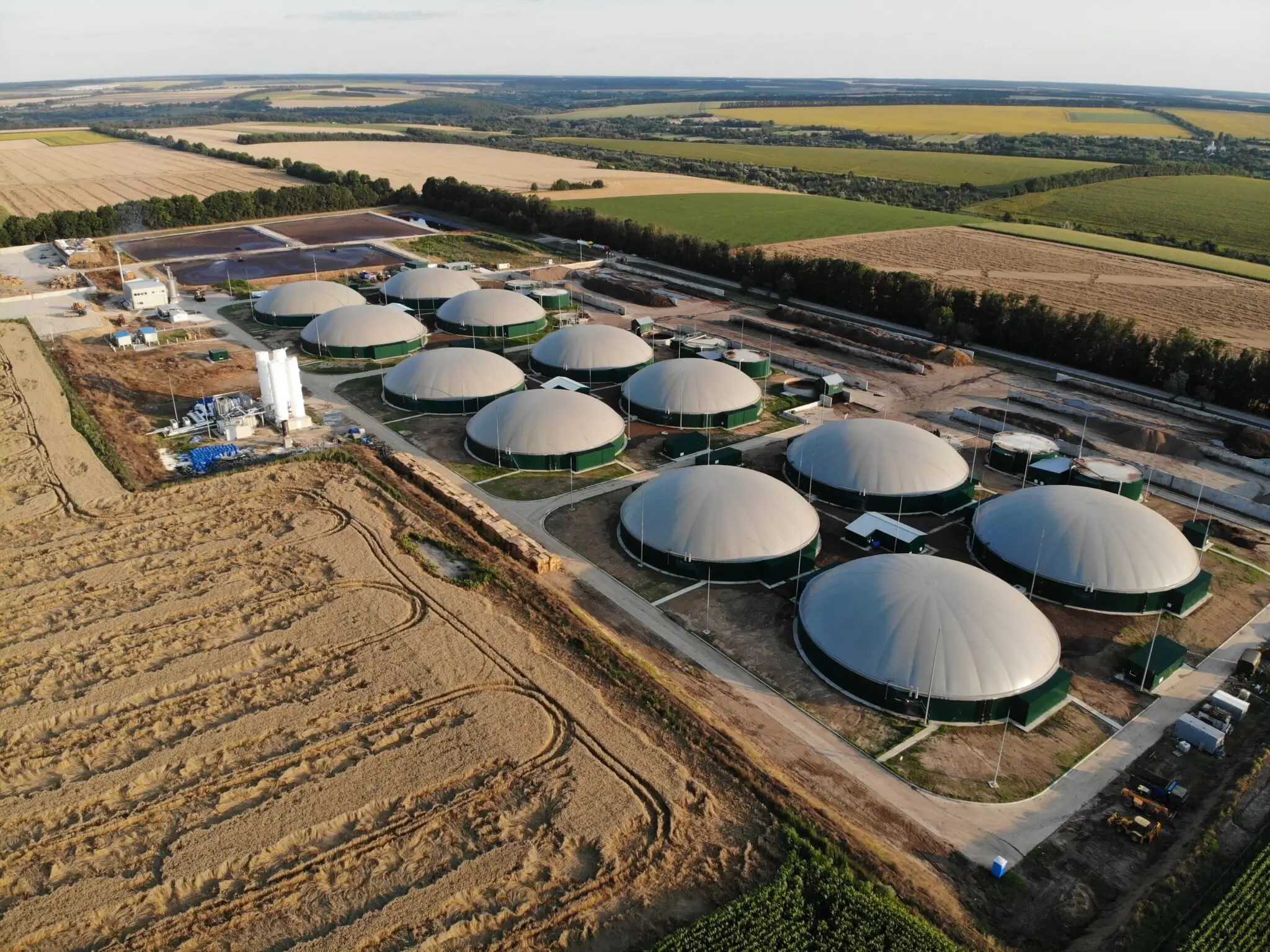 How renewable energy structures are revolutionizing the power generation industry